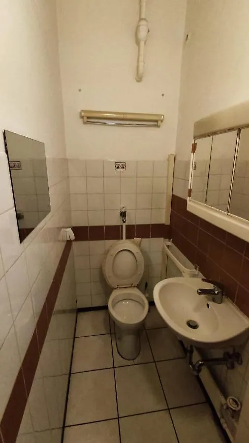 Kleine Unterkunft In Stuttgart-Muenchfeld Διαμέρισμα